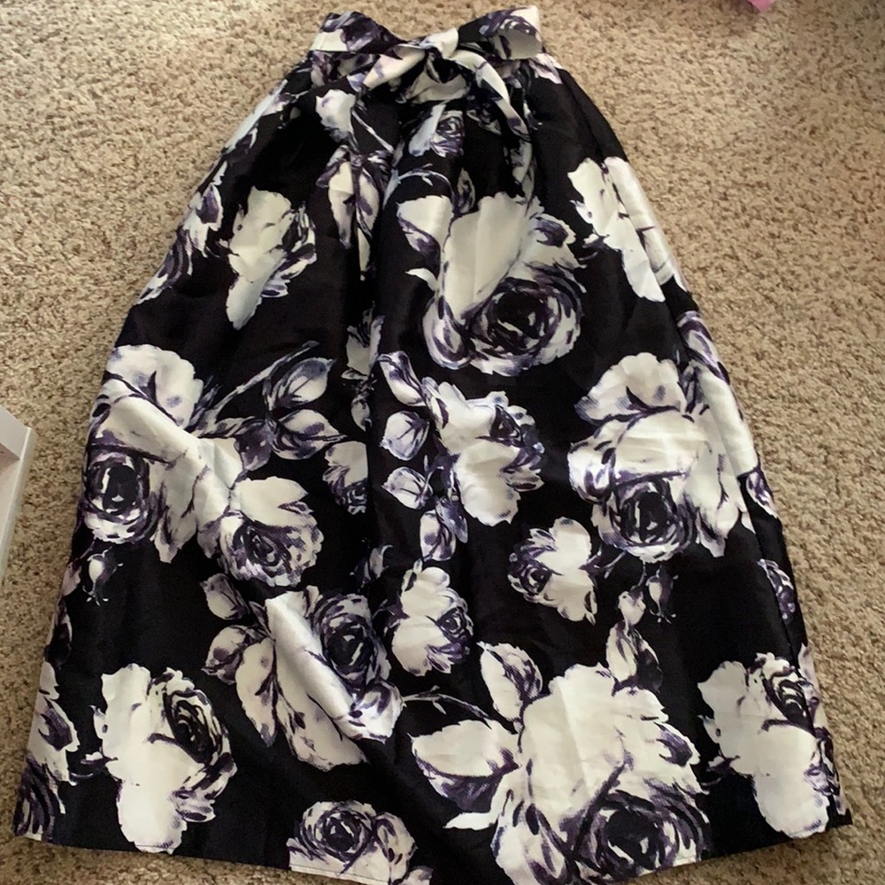 NWT Long Full Floral Skirt